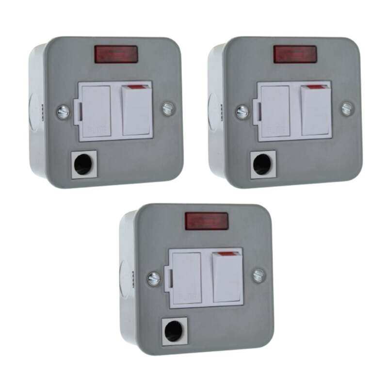 

Schneider Electric Fused Outlet with Neon, 13A , ESM32NFSG , Pack of 3