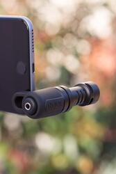 Rode VideoMic Me Directional Microphone for Smartphones, Black