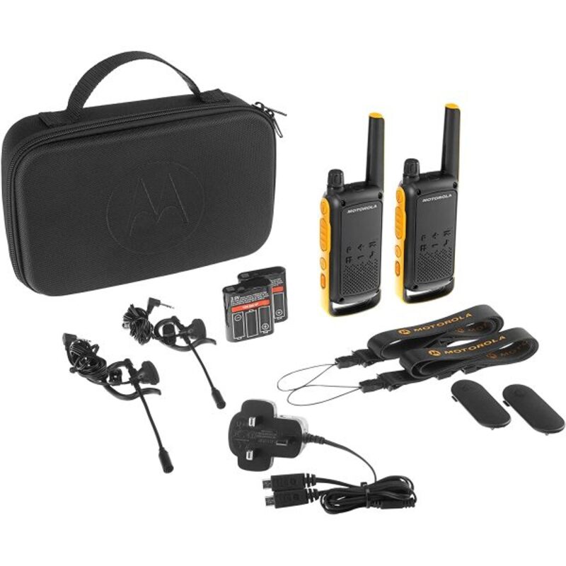 MOTOROLA TALKABOUT T82 EXTREME TWIN PACK WITH CHARGER UK