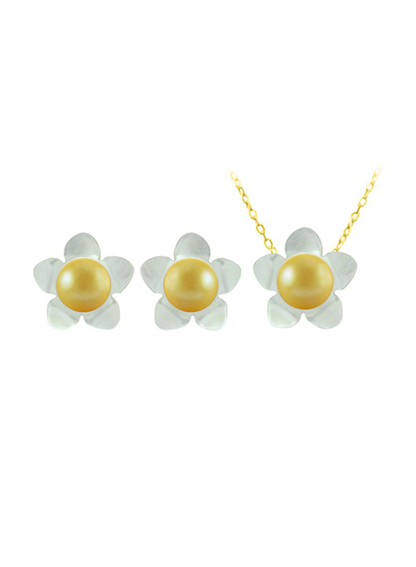 Vera Perla 3-Pieces 18k Solid Yellow Gold Jewellery Set for Women, with Necklace, Bracelet and Earrings, with 13mm Mother of Pearl Flower Shape and 7mm Pearl, White/Yellow