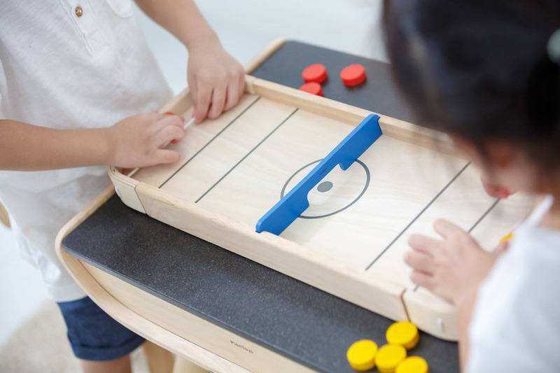 Plantoys 2-In-1 Two-Sided Shuffleboard Game