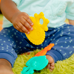 BRIGHT STARTS 3PK TEXTURED TEETHERS: GUMMY BUDDIES