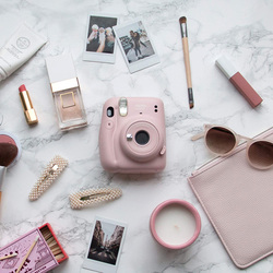 Fujifilm Instax Mini 11 Instant Camera with 60mm f/12.7 Lens, with 10 Film Sheets, Blush Pink