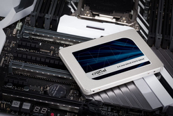 Crucial 1TB MX500 3D NAND SATA 2.5-inch 7mm Internal SSD for PC/Laptop, CT1000MX500SSD1Z, Blue/Grey