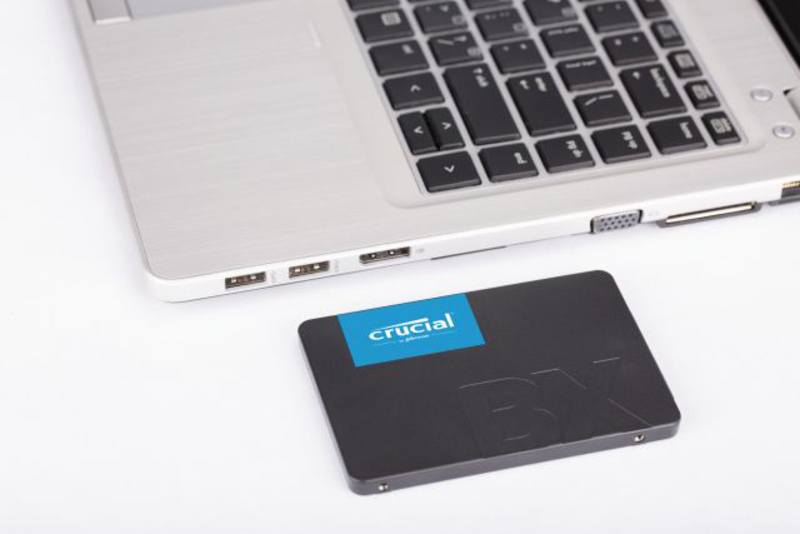 Crucial 240GB Bx500 3D NAND SATA 2.5-inch Internal SSD for PC/Laptop, CT240BX500SSD1, Black