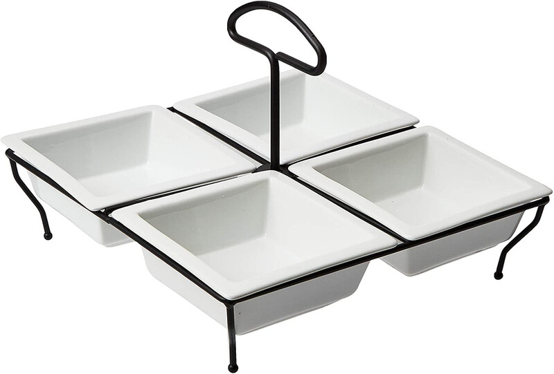 Great Serving 4 square bowls on rack