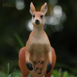 Animal Planet Mojo Kangaroo Deluxe Figure, Ages 3+