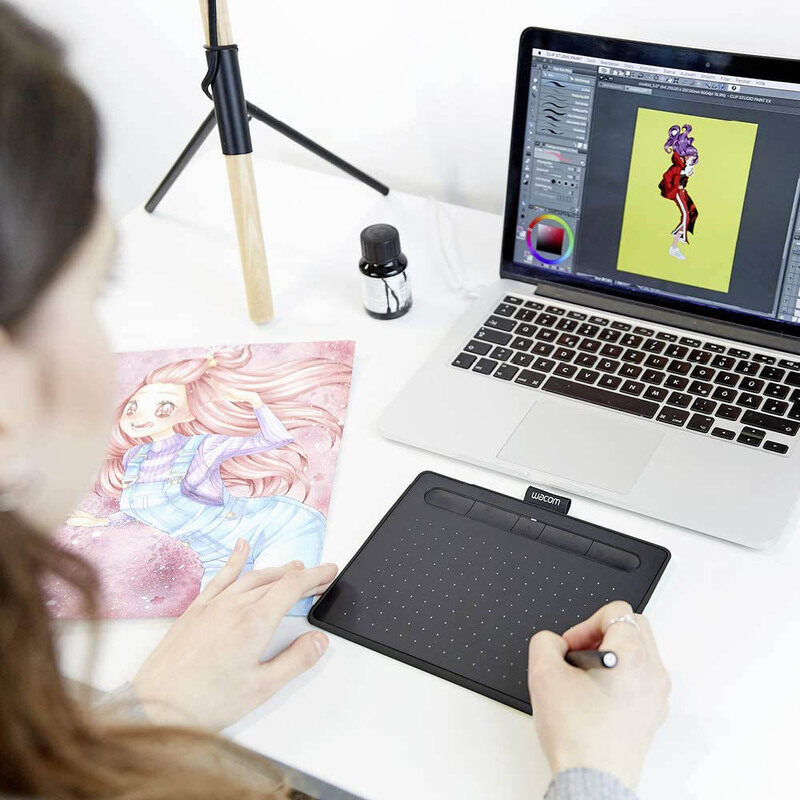 Wacom Intuos Small Wireless Bluetooth Graphic Pen Tablet with 2 Free Creative Software Downloads for PC & Laptops, CTL-4100WLK-N, Black