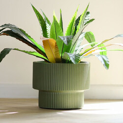 Danube Home Vertical Rib Design Fiber Clay Outdoor Plants Pot Garden Decor, 30 x 30cm, Green