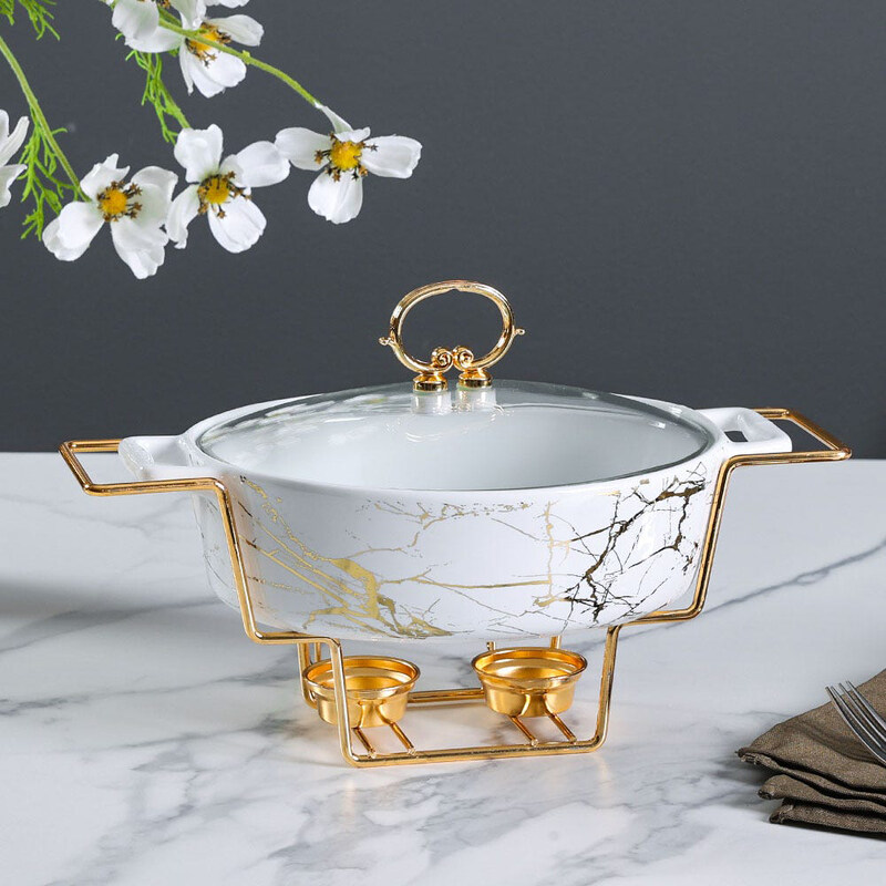 

Danube Home 1.7 Liter Pristine Porcelain Oval Casserole, White