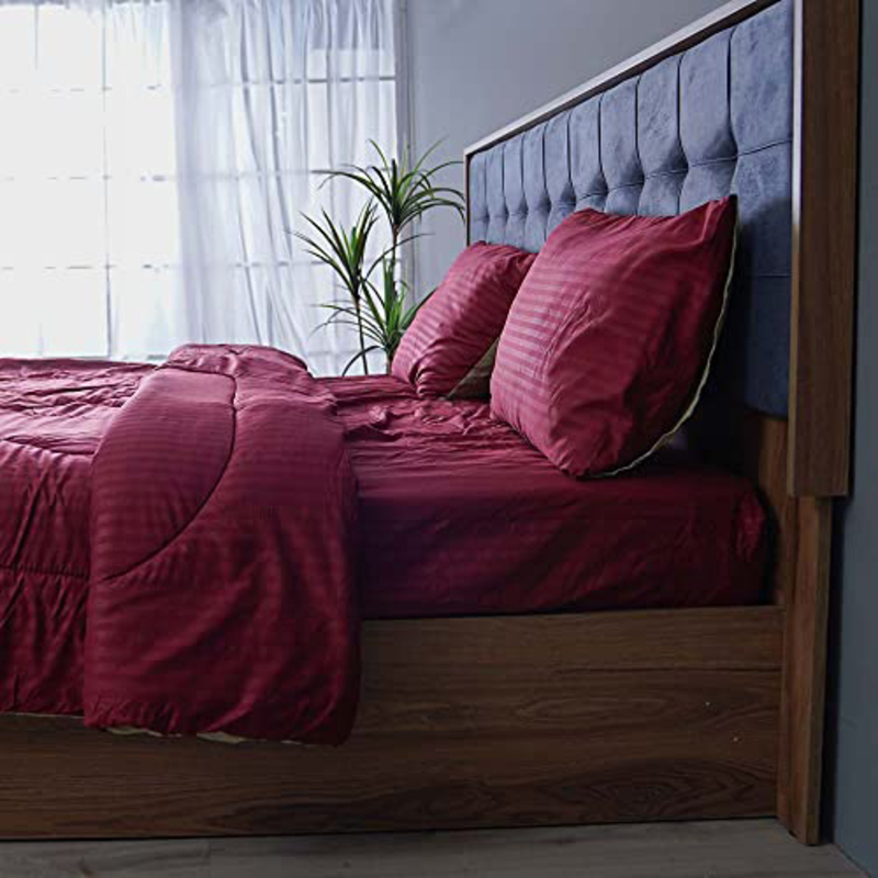 Danube Home 4-Piece Urbane Reversible Comforter Set, King, Red