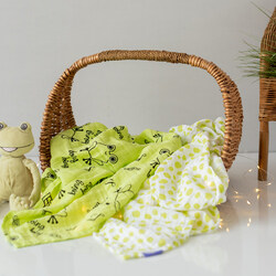 Milk & Moo 2-Piece Cacha Frog Muslin Swaddle Baby Blankets, Green/Black/White