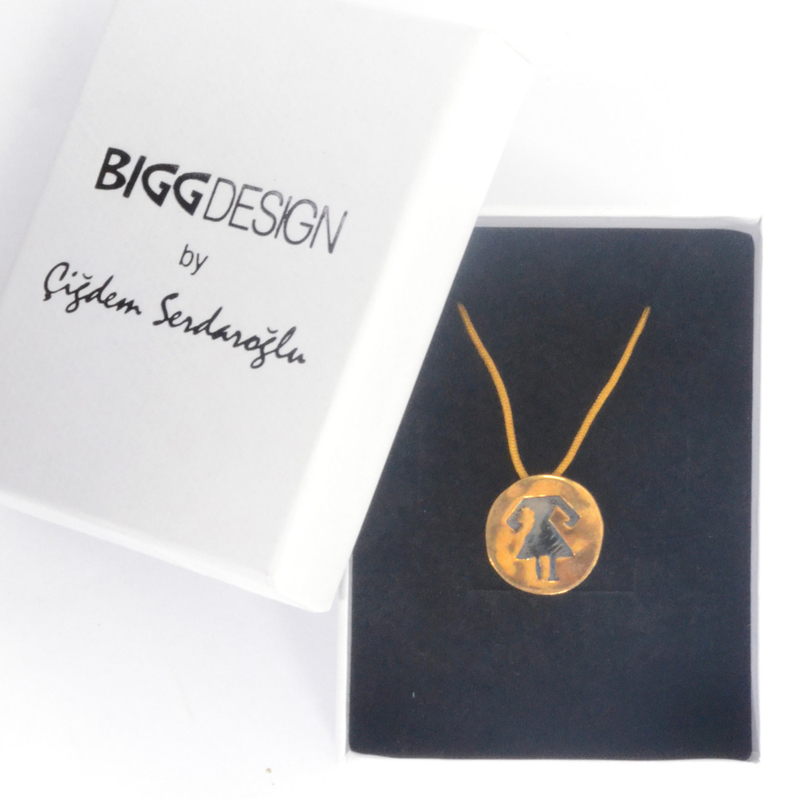 Biggdesign 925 Sterling Silver Five Sisters Leyla Pendant Necklace for Women, Gold