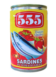 555 Hot Red Sardines in Tomato Sauce, 155g