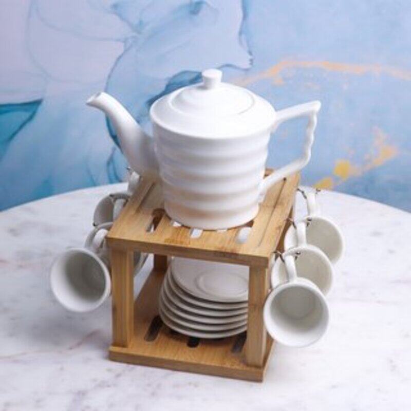 

Generic Tea Pot 0.5 Ltr With Cup Sauser Set