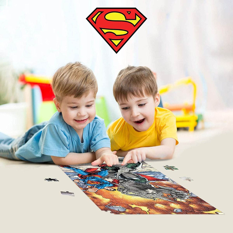 Prime 3D 300-Piece DC Comics Superman Vs Doomsday Jigsaw Puzzle