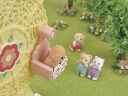 Sylvanian Family Aby Ferris Wheel Set, Ages 3+, Multicolour