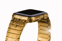Luxury Customized Apple Watch with 24K Gold and Hand Engraved Band Series 8 GPS 45mm
