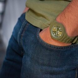 Ice-Watch - ICE Generation - Men's Wristwatch with Silicon Strap, Green, Medium (40 mm), bracelet