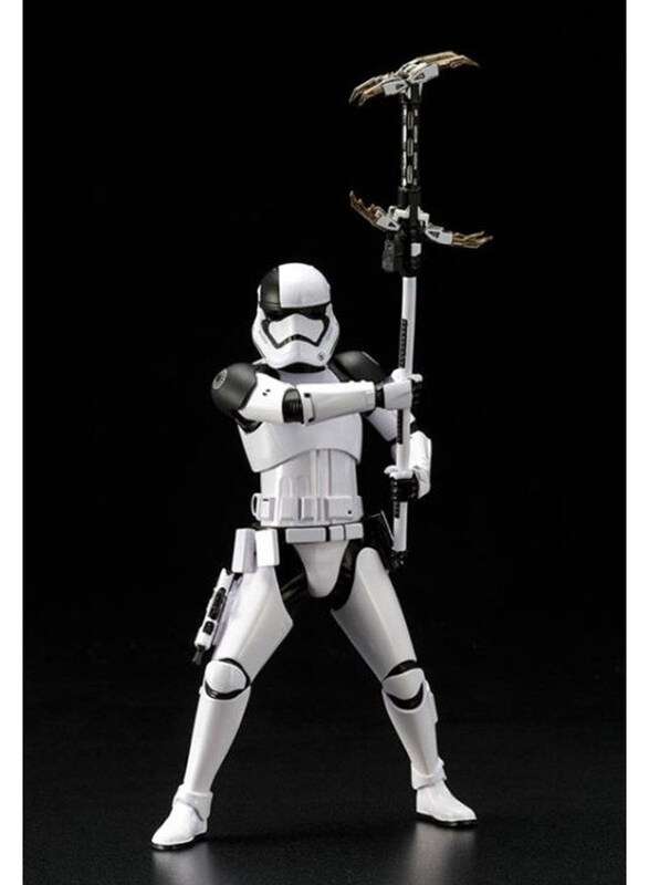 

Kotobukiya Star Wars First Order Stormtrooper Executioner Artfx+, Ages 15+, Black/White
