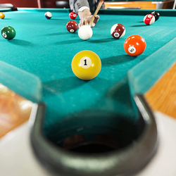 Ultimax Set of 16 Pool Table Billiard Ball Set, Multicolour