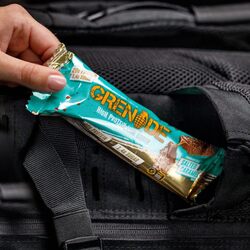 Grenade High Protein Low Sugar Bar Chocolate Chip Salted Caramel 60g Pack of 12