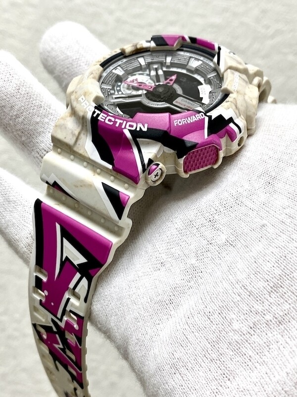 

Casio G-Shock GA-110SS-1A Graffiti Art Men Watch
