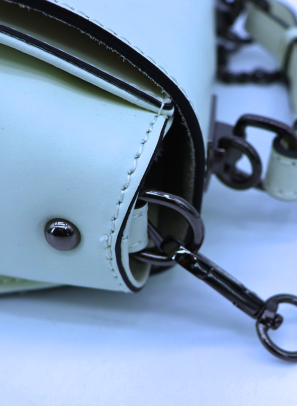 Classic and Chic: GAI MATTIOLO's White Leather Handbag for Women