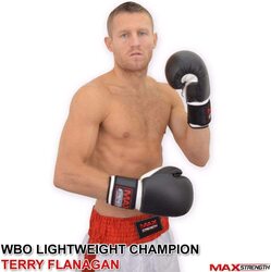 MaxStrength 6oz MMA Muay Thai Boxercise Training Workout Punching Fight Gloves, Black/White